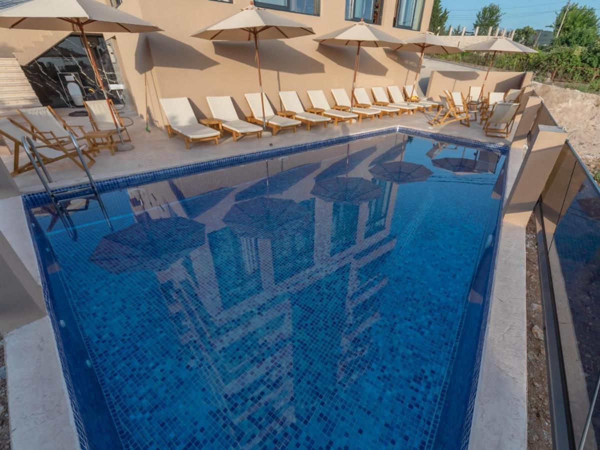 דוברה וודה Hotel Diman מראה חיצוני תמונה