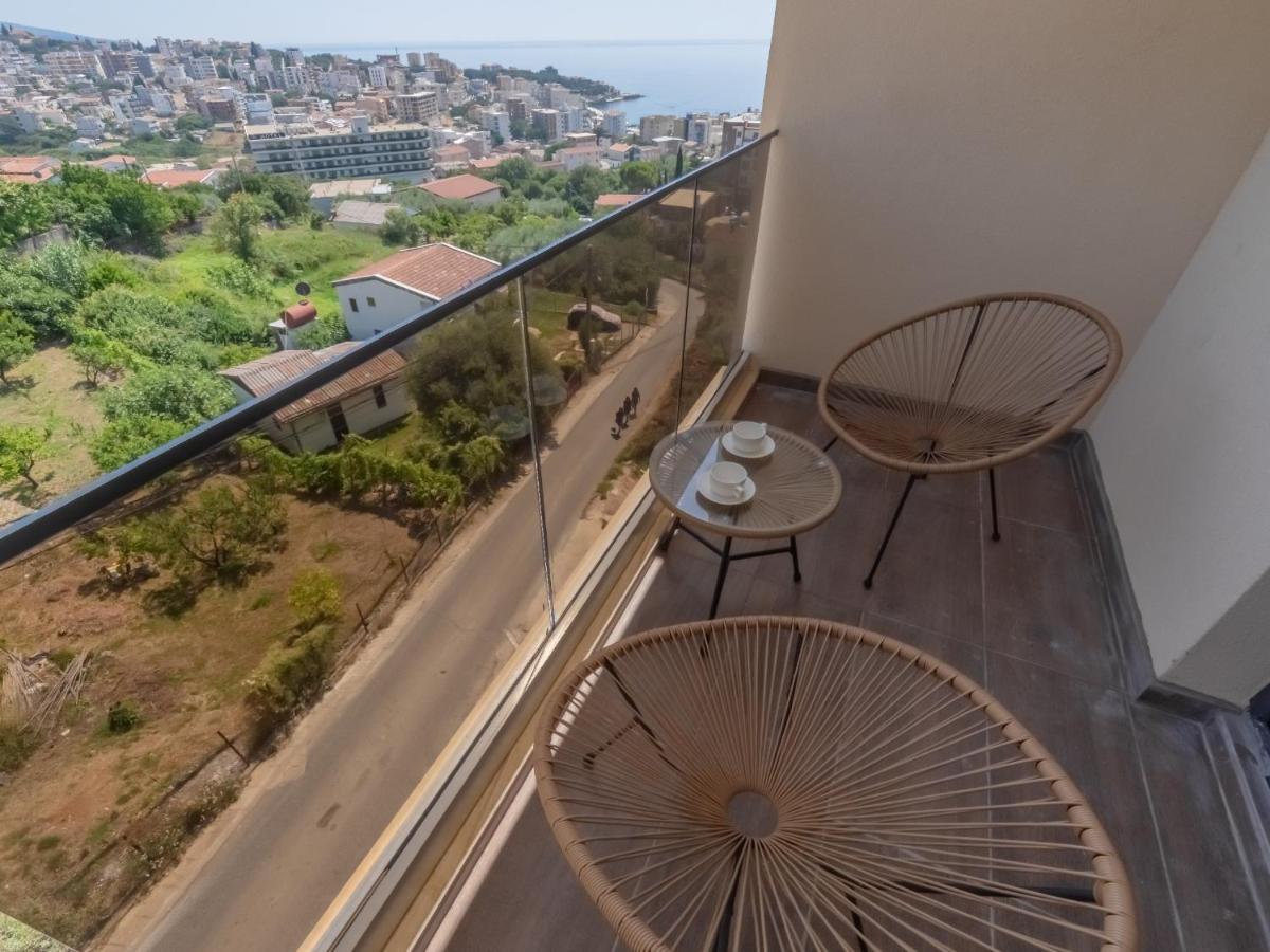 דוברה וודה Hotel Diman מראה חיצוני תמונה