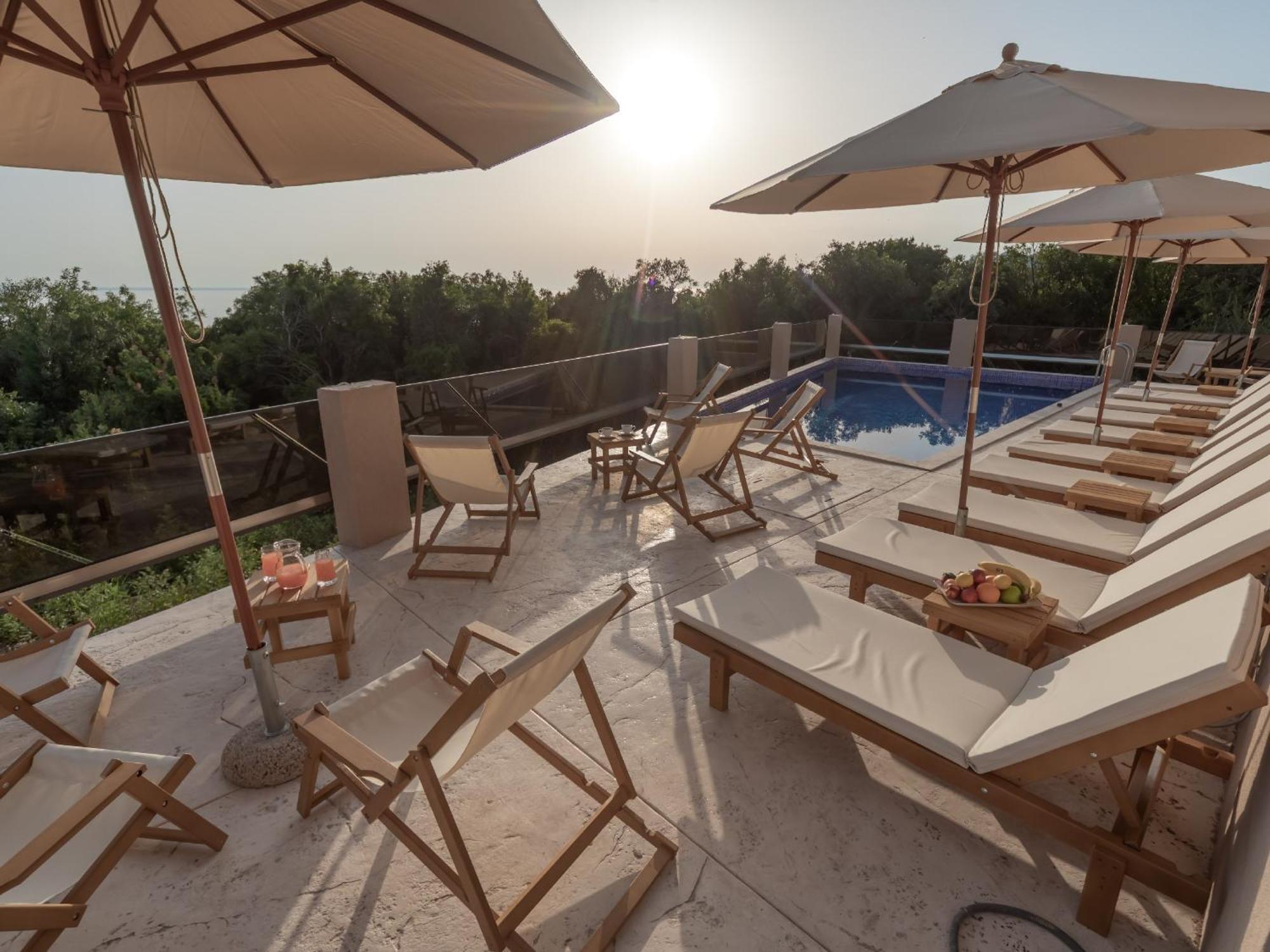 דוברה וודה Hotel Diman מראה חיצוני תמונה