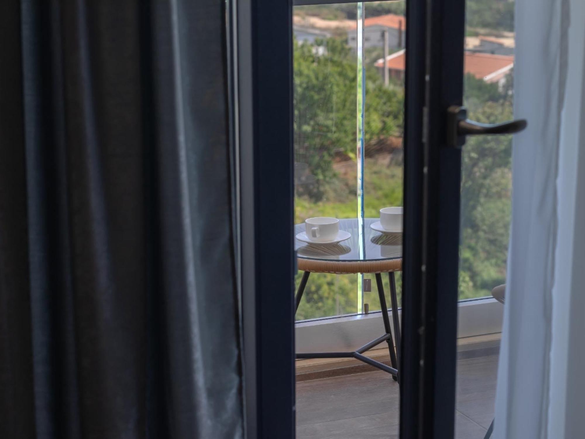דוברה וודה Hotel Diman מראה חיצוני תמונה