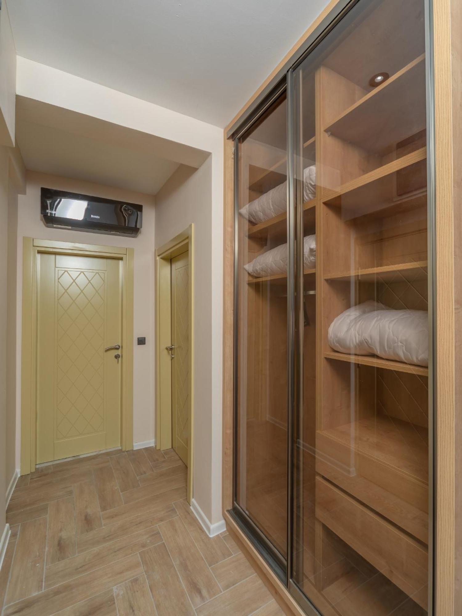 דוברה וודה Hotel Diman מראה חיצוני תמונה