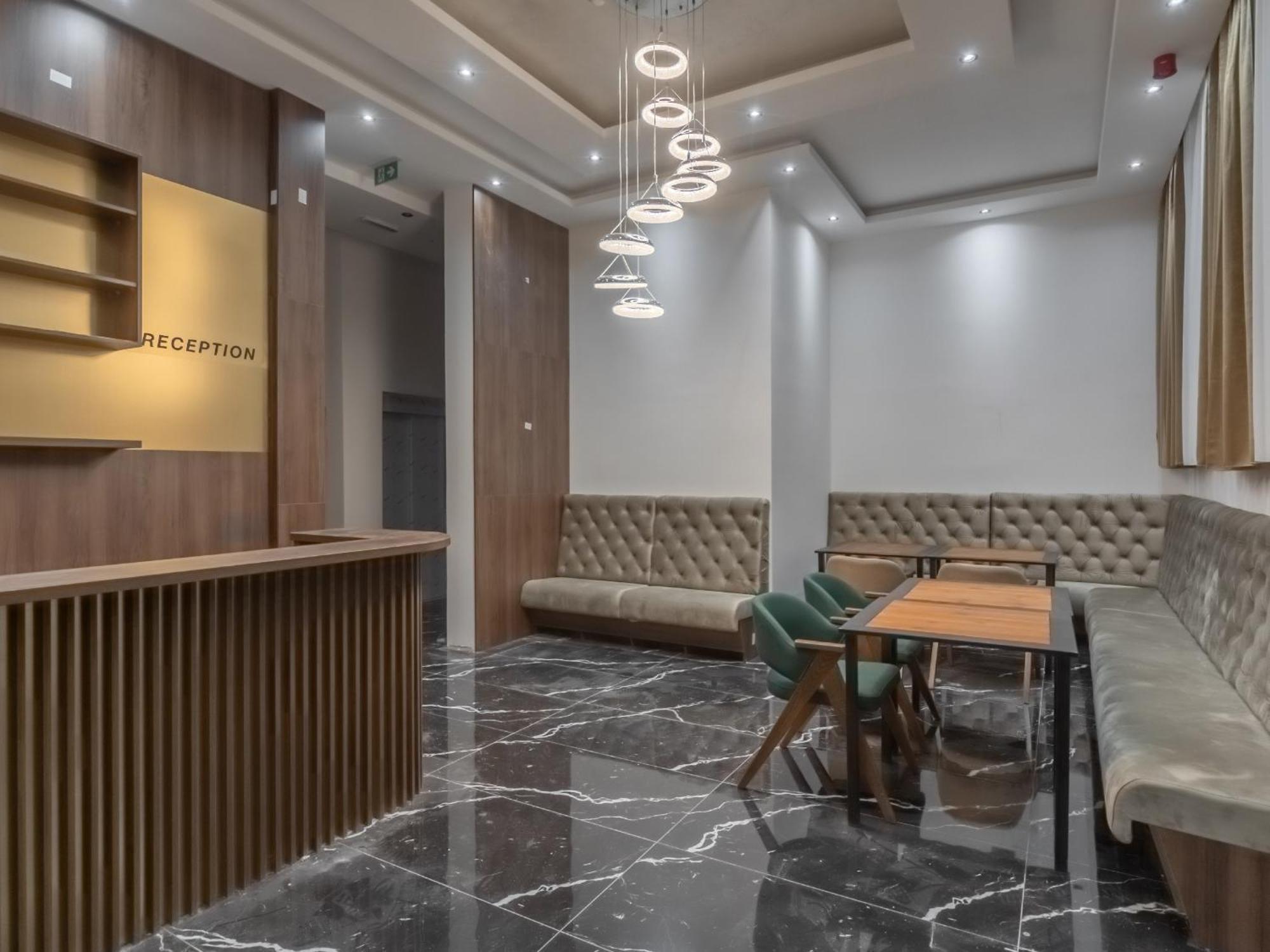 דוברה וודה Hotel Diman מראה חיצוני תמונה